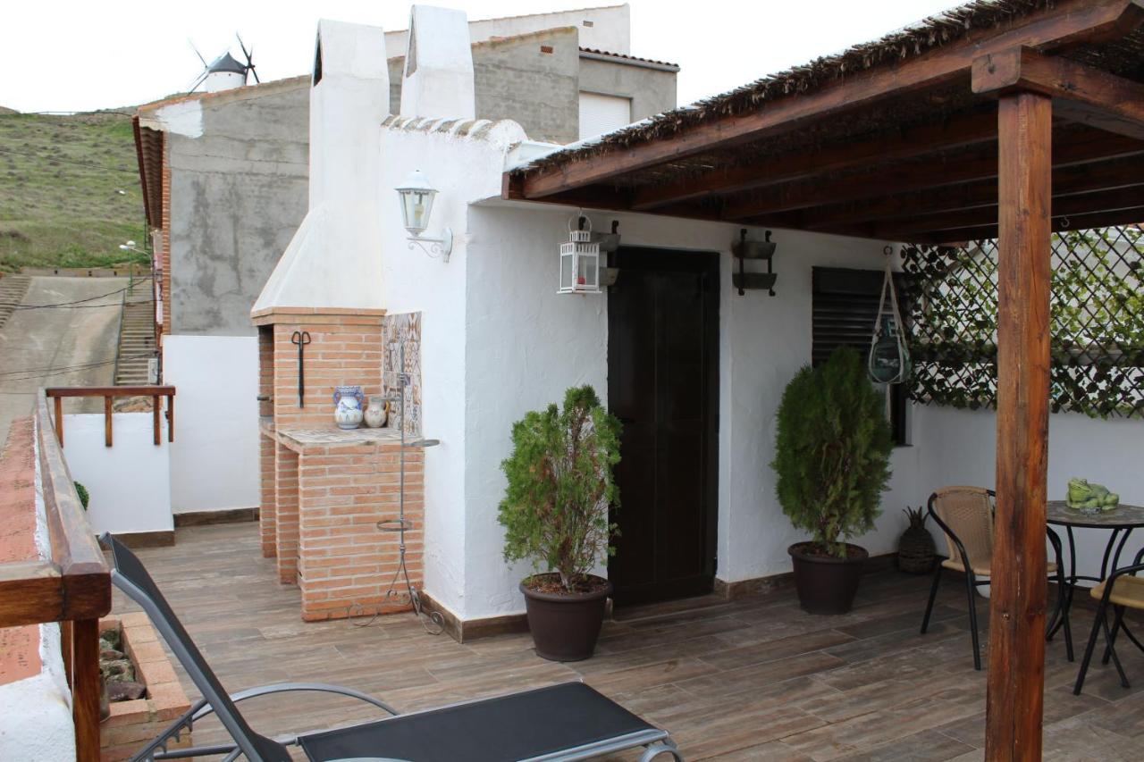Apartamentos Oncemolinos Con Desayuno Consuegra Exterior foto